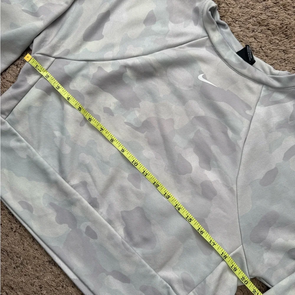 Nike Sportswear Women's Dri-FIT Camo Sweatshirt Crop Top Size S